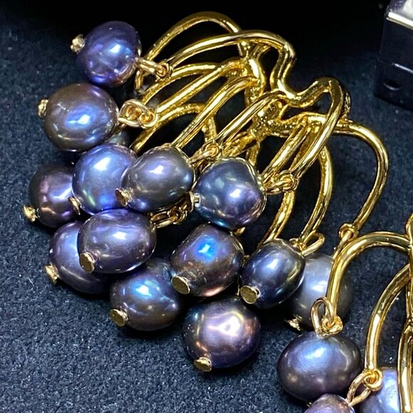 Dramatic Dark Pearl Looped Cluster Earrings - Picture 3 of 3